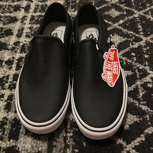 Slip on perf leather Vans — black size 9.5 NWT